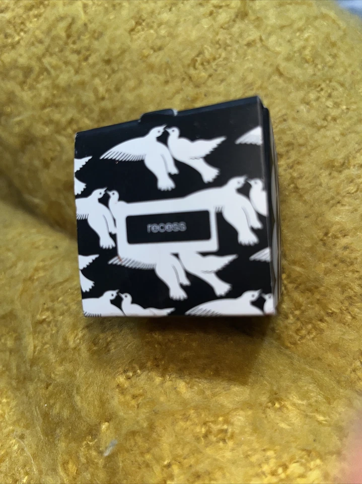 BENEFIT CREASELESS CREAM SHADOW/LINER RECESS *LANA* FREESHIP 🌼 - Image 2 of 4