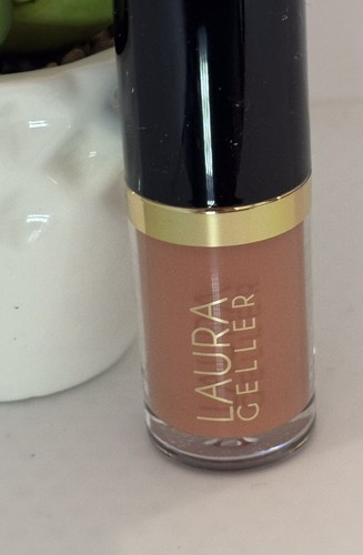 Laura Geller Treat-N-Go Tinted Lip Oil Crunch Time 3.8ml Brand New and Boxed - Picture 2 of 7