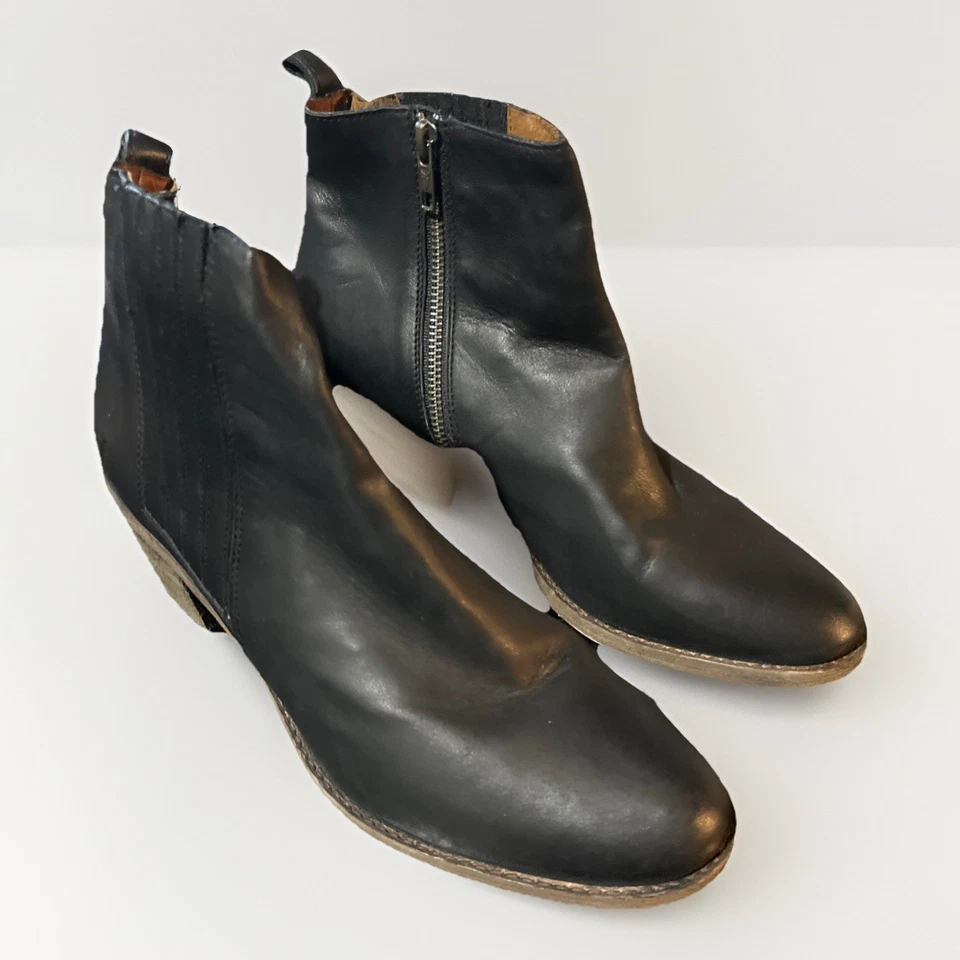 Botines Frye de cuero para mujer ligeramente usados talla 10,0 cuero cremallera lateral Foto 2 de 4