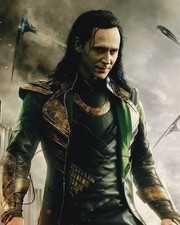 TOM HIDDLESTON signed autograph 20x25cm AVENGERS in person autograph ACOA
