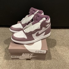 Air Jordan 1 Retro High Og Size 7 purple