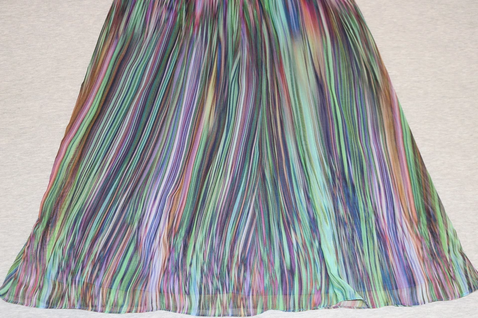 Vestido Coldwater Creek para mujer 10 multicolor maxi sin mangas cuello en V plisado forrado Foto 4 de 4