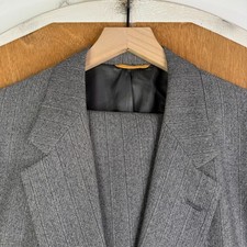 VTG Hart Schaffner Marx Suit Mens 42L Gray Herringbone 2 Button Gold Trumpeter