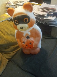 24 " Halloween Blow mode Bandit Bear By Empire