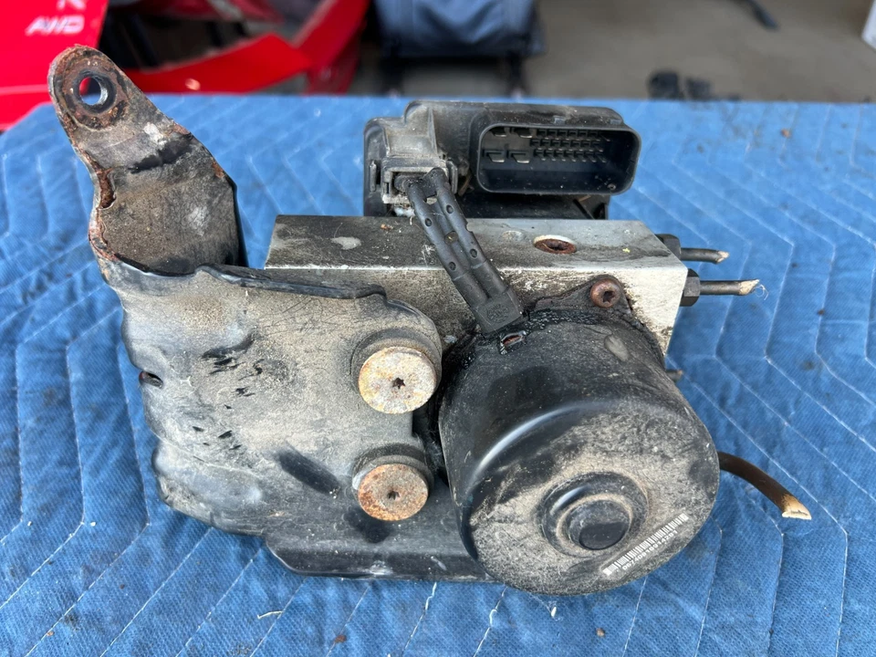 Volvo S70 V70 XC 1998-2000 antibloqueo ABS módulo de control de frenos bomba OEM #3074EM Foto 2 de 4