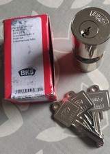 BKS Rundzylinder 31070261, 29N/ 29N mit 3 Schlüssel, Neuwertig