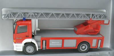 Herpa - Mercedes MB Atego Feuerwehr Drehleiter DLK 23/12 - IAA 2000 - 1:87