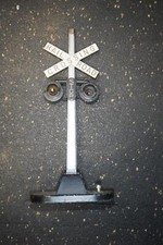Vintage O Scale Lionel Railroad Crossing Signal for Parts