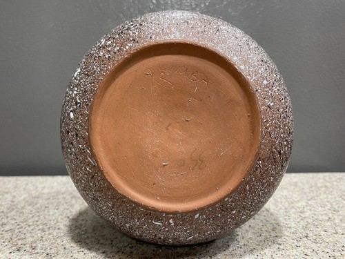 Vintage 6.5” Southwestern Signed Textured Pottery Vase Glazed Inside in EUC - Picture 7 of 7