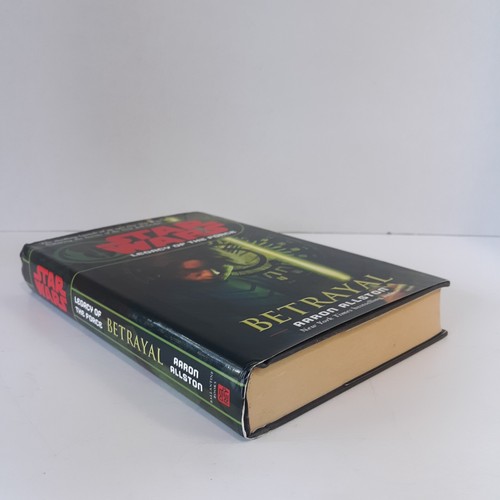 Star Wars Legacy of the Force Betrayal Hardcover First Edition First Pressing - Picture 5 of 6