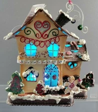 NEW HOME INTERIORS 10" GINGERBREAD HOUSE DECORATIVE TEA LIGHT CANDLE HOLDER
