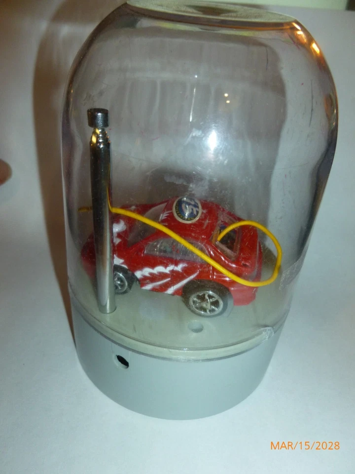 Mega Toys Super Racing Superior  RC 40 MHZ Conqueror Radio Control Car 15 - Image 2 of 4