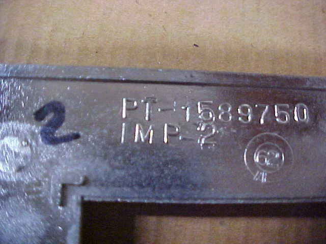 UNIDAD DESNUDA DE TABLERO CORVAIR #2 CROMO = 1589750 = ESTAMPADO 62 - SE ADAPTA A 1960-64 500-900 Foto 3 de 3