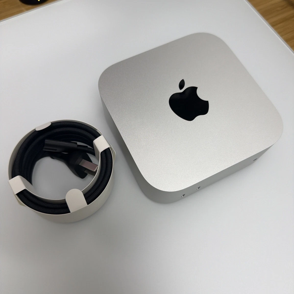 25+ Apple Mac mini 16GB 256GB Desktops & All-In-One Computers for
