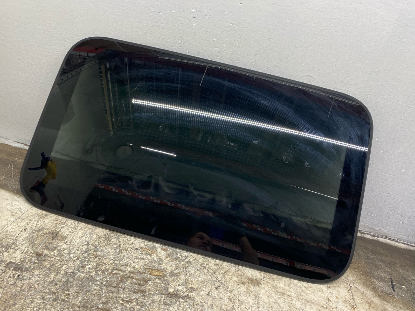 2013-2019 BENTLEY FLYING SPUR OEM SUNROOF GLASS WINDOW ASSY W/PRIVACY TINT