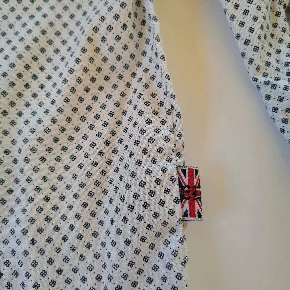 Camisa de vestir inglesa de lavandería para niños pequeños con botones talla 18M algodón dinero antiguo Foto 3 de 4