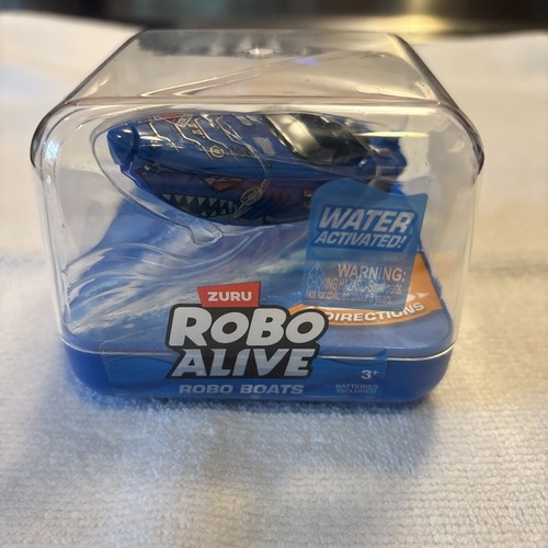 Zuru Robo Alive Robo Boats Set of 4, Red/Grey/Blue/Orange, Robotic Shark - Picture 3 of 5