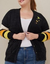 Torrid 4X Minnie Mouse Candy Corn Witch Black Cozy Button Pocket Sweater NWT
