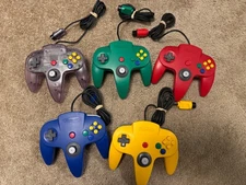 5 authentic Nintendo 64 N64 video game controllers Atomic, solid colors NICE CON