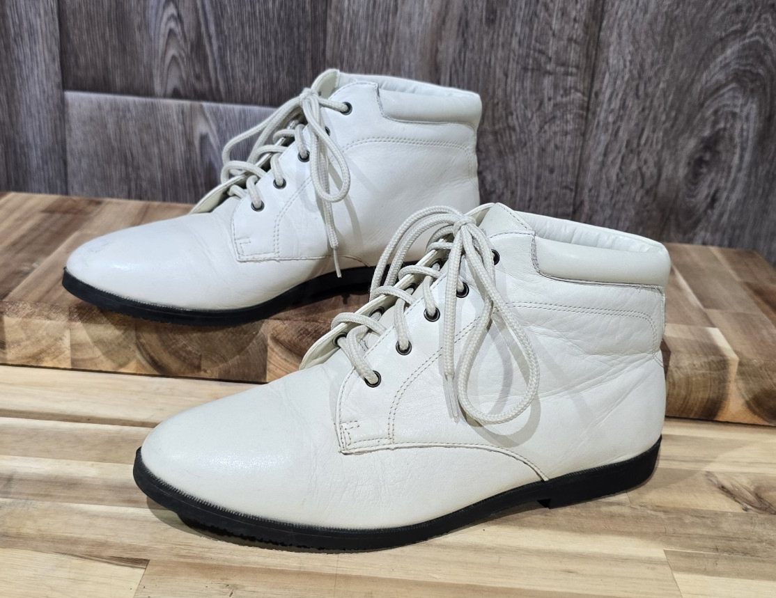 Women's DANEXX D-AUSTIN4 White Leather Ankle Boots Size 7M