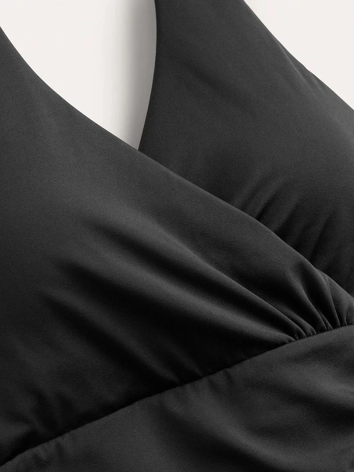 Traje de baño Boden Levanzo negro talla 18 largo control abdomen acolchado cuello halter Foto 2 de 4