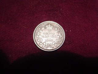 1907 CANADA SILVER 5 CENTS!