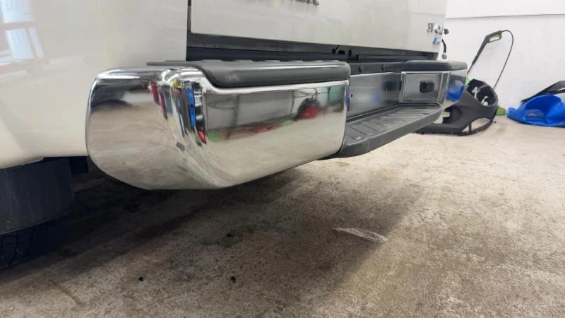 (LOCAL PICKUP ONLY) 13-21 NISSAN FRONTIER Rear Bumper Assembly Foto 2 de 3