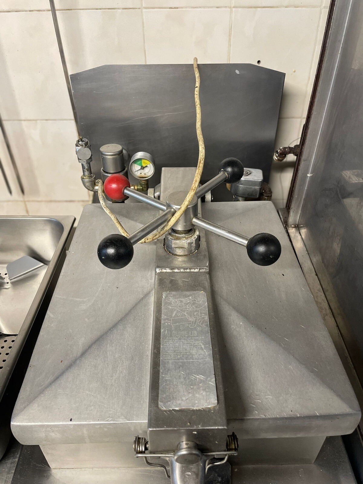 Henny Penny FASTRON Gas Chicken Pressure Fryer eBay