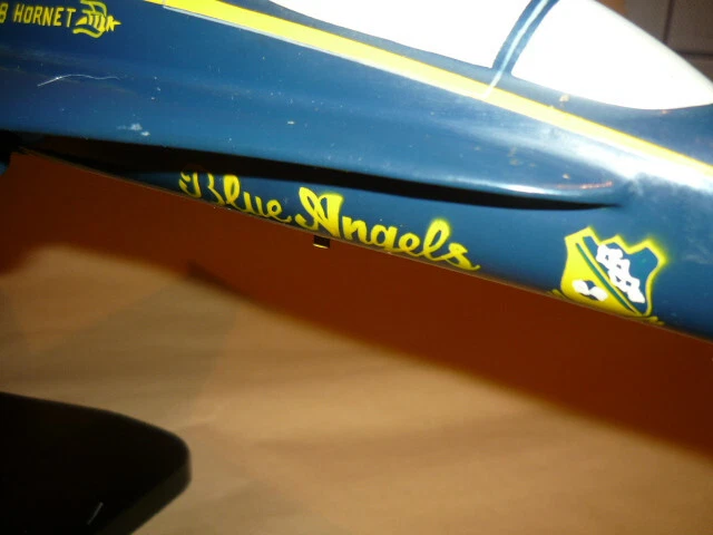 AEREO MC DONNELL DOUGLAS AEREO F/18A HORNET US NAVY ORIGINAL VINTAGE MODEL PLANE - Immagine 4 di 4