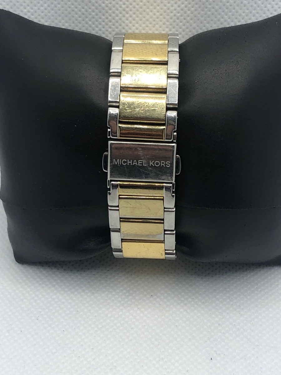Michael Kors MK5626 Womens Stainless Steel Analog Silver  display picture 3