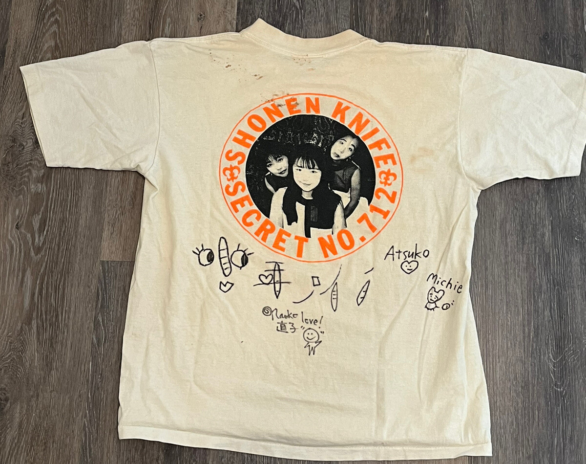VINTAGE 90's Shonen Knife Size Large Tan Band Concert Tour TShirt
