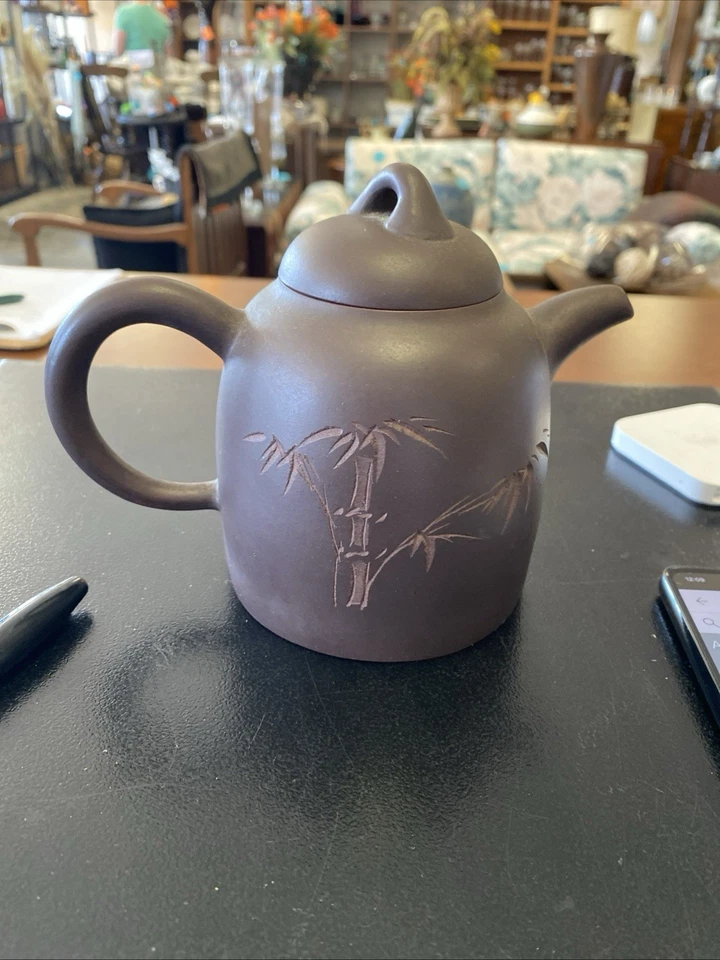 Tetera de arcilla china asiática Yixing Zisha con tapa Foto 2 de 3