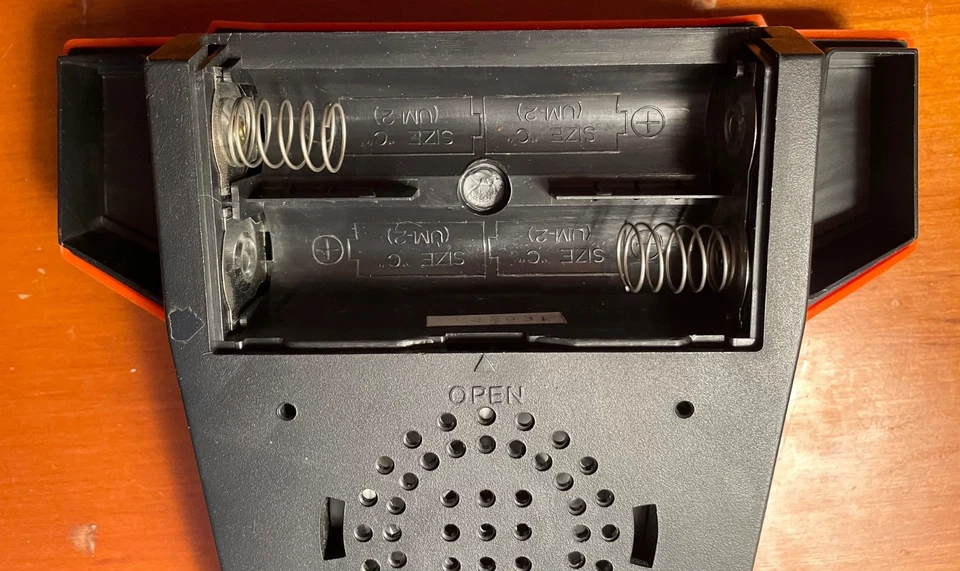 Alien Attack | COLECO | 1981 Juego Electrónico Portátil Vintage | PROBADO 100% Foto 4 de 4