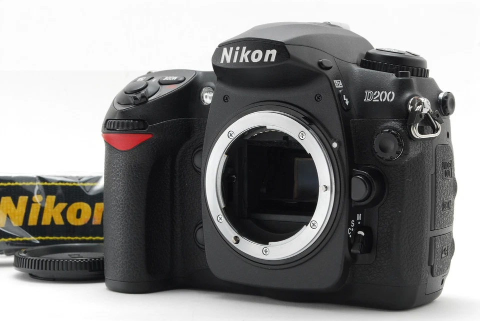10,270 Shots!! [NEAR MINT W/Strap] Nikon D200 Digital SLR Camera From JAPAN - Image 2 of 4