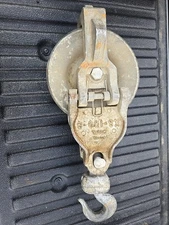 Sherman + Reilly XS-100-B Universal Stringing Block#10