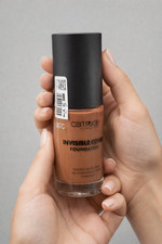 Catrice: Invisible Cover Foundation - Natural...