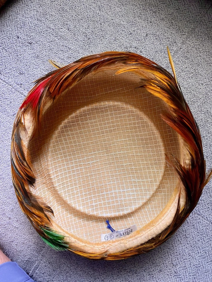 Sombrero Mujer Plumado Vintage Hecho en América Excelente Estado Foto 4 de 4