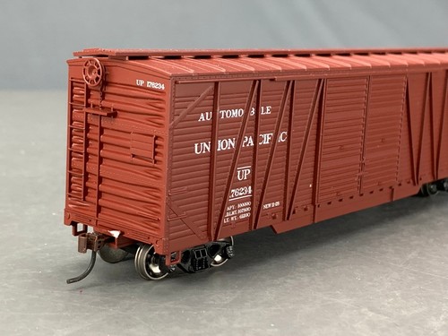Coche de carga automático HO Roundhouse 84423 RTR 50’ funda única hasta #176234 HO8561 | Condition: Used