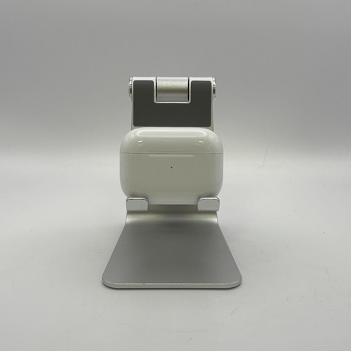 AirPods (Pro) White w/ Charging Case - Very Good - 第 2/4 張圖片