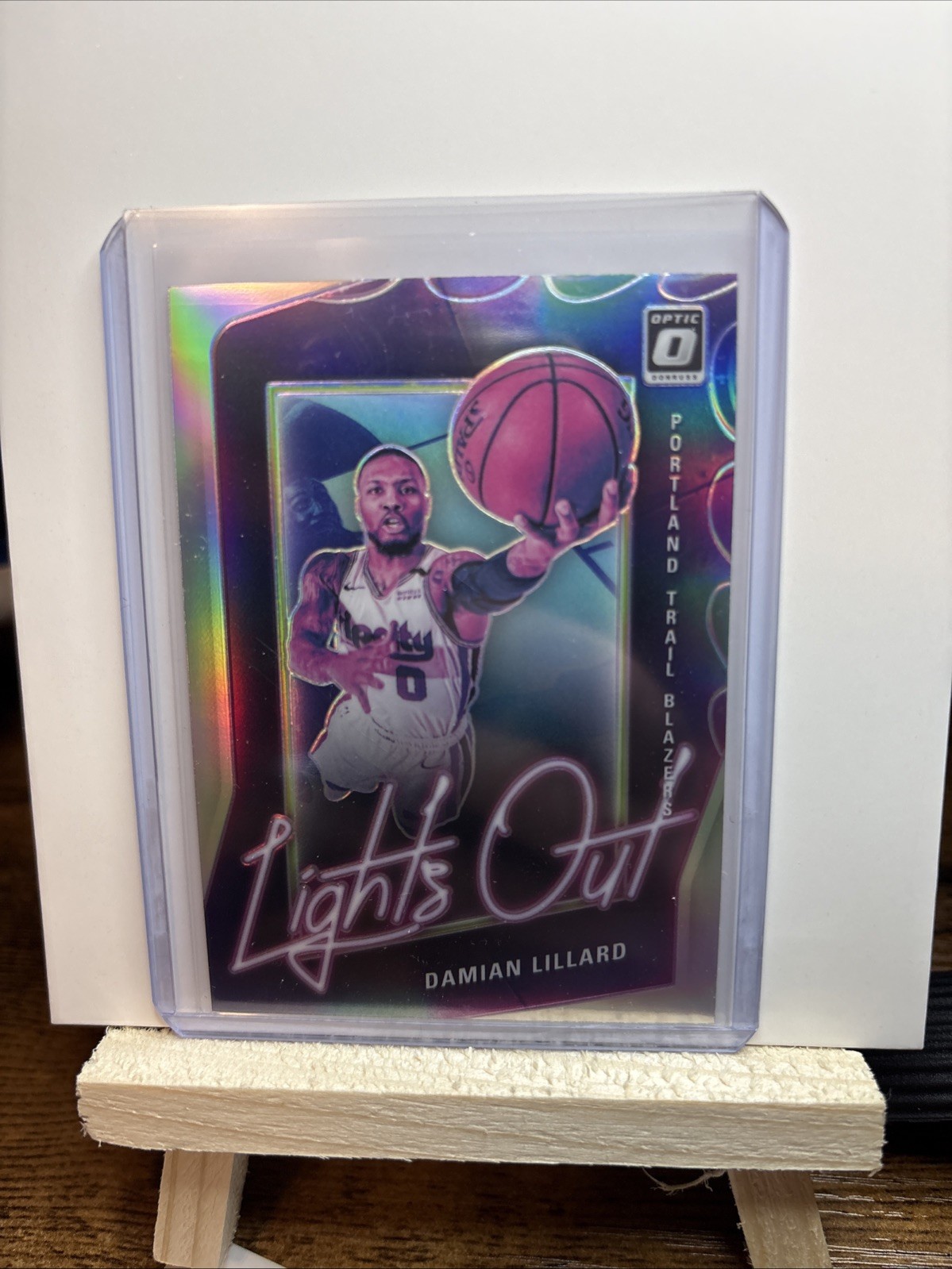 2020-21 Panini Donruss Optic - Lights Out Holo Prizm #3 Damian Lillard