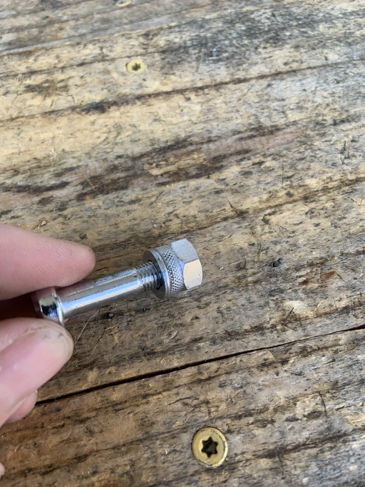 Old School Cromo Raleigh Rampar Binder Bolt - Bicicleta Muscular BMX Carretera-7.2 X 40 X 19 Foto 3 de 4