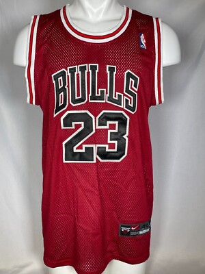 Nike Bulls 23 バスケットボールジャージ M Michael Jordan Chicago Bulls #23 NIKE Red Home Jersey Men's SMALL