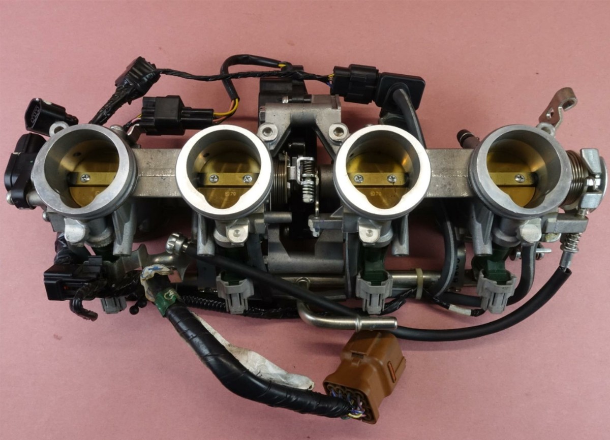 2008-2009 Kawasaki Concourus 14 ZG1400 Carburetors Carbs | eBay