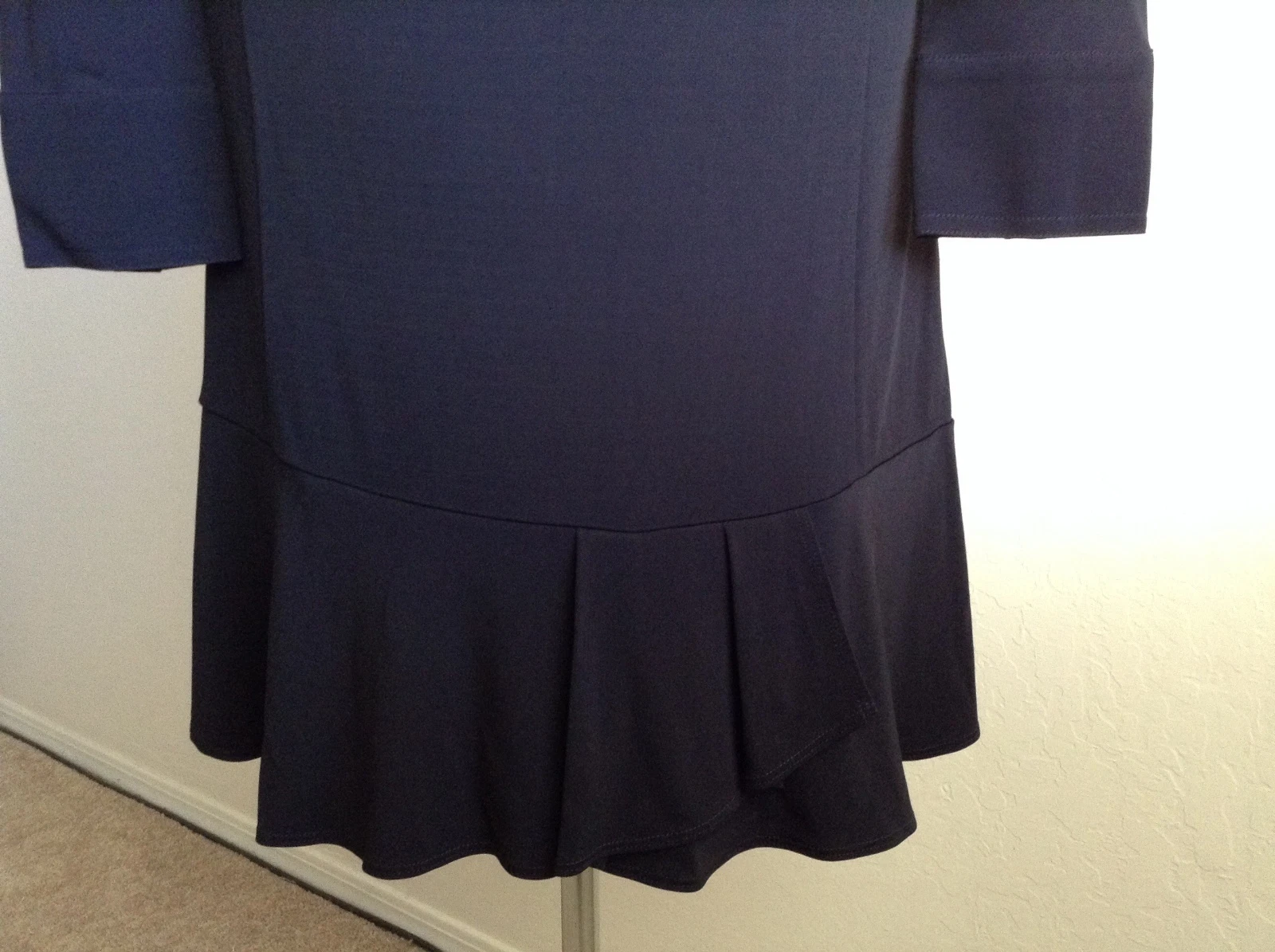 Abito nuovo con etichette Tory Burch $295 'Foster' orlo increspato * nero * medio * ESAURITO