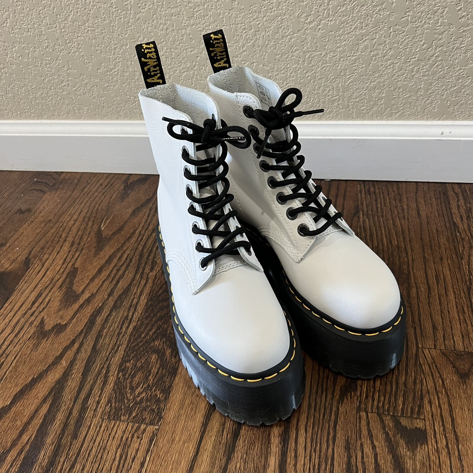 DR. MARTENS 1460 Pascal Max Optical White Platform Boots Women’s Size 6 Sold Out image 7