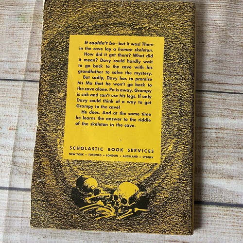 Skeleton Cave by Cora Cheney ~ 1974 paperback - Picture 4 of 9
