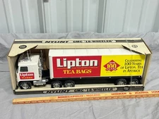 NYLINT Lipton Tea Bags GMC 18 Wheeler Semi Truck Pressed Steel NIB