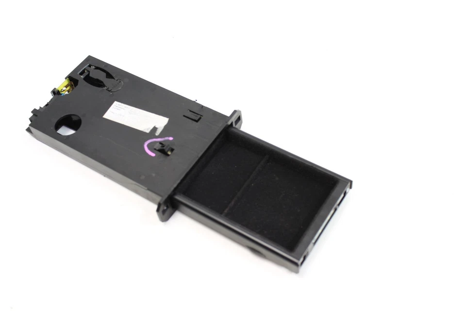 AUDI A8 QUATTRO 2004-2010 - BANDEJA DE TABLERO / CONTENEDOR DE ALMACENAMIENTO 4E0857925A Foto 2 de 4