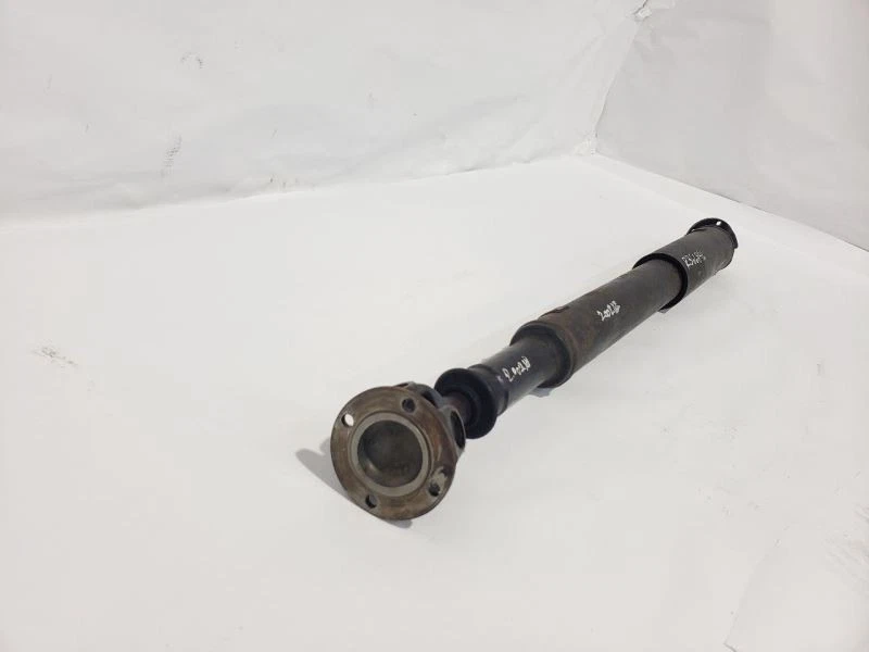 Rear Drive Shaft 4.0 Automatic RWD OEM 1992 1993 1994 1995 1996 Jaguar XJS - Image 3 of 4