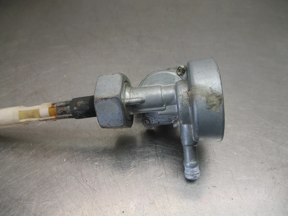 2006 Tank Vision 250 Petcock - Image 3 of 4